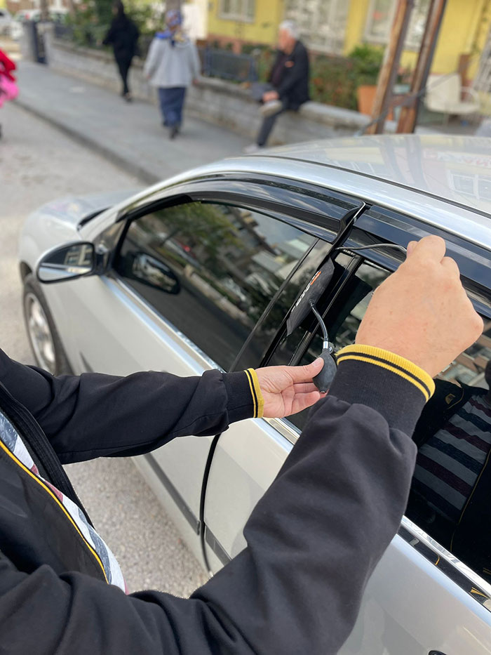 Ömerli Oto Kilitçisi